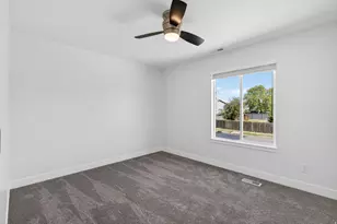 263 W 1675 N, Layton, UT 84041 - Photo 25