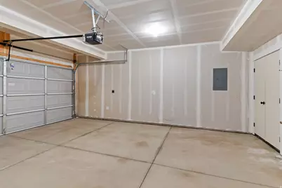 3122 N 1675 E, Layton, UT 84040 - Photo 19