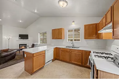 334 W Mountain View Dr S, Cedar City, UT 84721 - Photo 17