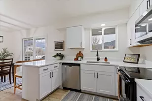 1212 N Virginia Ave, Harrisville, UT 84404 - Photo 9
