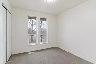1212 N Virginia Ave, Harrisville, UT 84404 - Photo 13