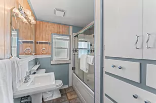 4965 S Glenn St, Salt Lake City, UT 84107 - Photo 9