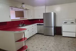 208 S 400 W, Richfield, UT 84701 - Photo 7
