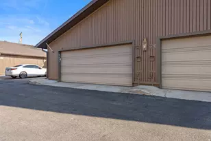 6423 S 1680 E, Salt Lake City, UT 84121 - Photo 27