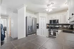 845 N 275 W, Bountiful, UT 84010 - Photo 15