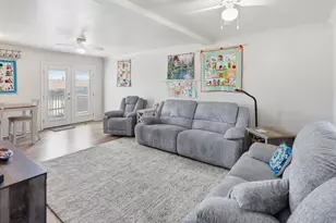 845 N 275 W, Bountiful, UT 84010 - Photo 9