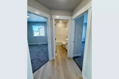 2338 E Sego Liliy Dr, Eagle Mountain, UT 84005 - Photo 9