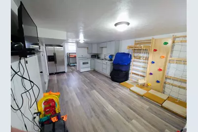 137 W 100 S, Spanish Fork, UT 84660 - Photo 13