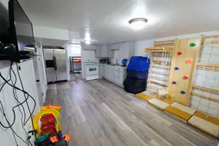 137 W 100 S, Spanish Fork, UT 84660 - Photo 13