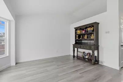 5174 W Natalie Ct, West Valley, UT 84120 - Photo 3