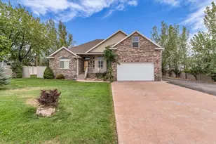 250 E 500 S, Fillmore, UT 84631 - Photo 3