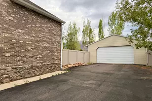 250 E 500 S, Fillmore, UT 84631 - Photo 45