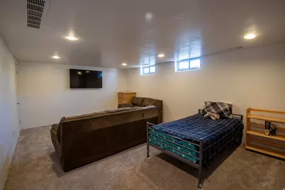 724 W Center St, Orem, UT 84057 - Photo 19