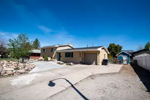 724 W Center St, Orem, UT 84057 - Photo 3