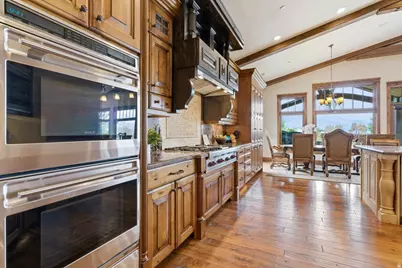1291 S Innsbruck Dr E, Huntsville, UT 84317 - Photo 21