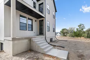 504 W Maidengrass Way, Draper, UT 84020 - Photo 5