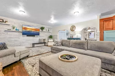 2342 E Charros Rd, Sandy, UT 84092 - Photo 9