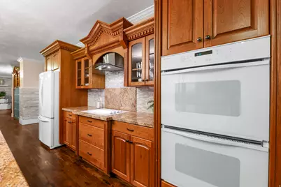 2342 E Charros Rd, Sandy, UT 84092 - Photo 15