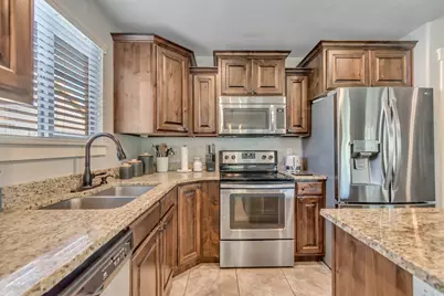 1071 N Jamie-Matt Cir W, Layton, UT 84041 - Photo 27