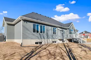 1113 W Angel Hill Ct, Layton, UT 84041 - Photo 5
