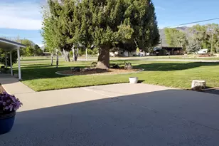 190 E 9200 S, Paradise, UT 84328 - Photo 25