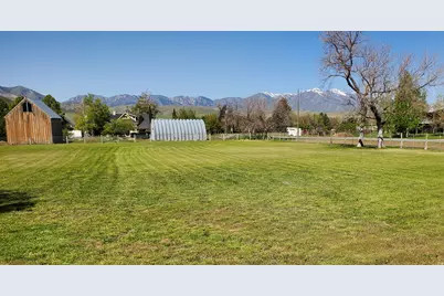 190 E 9200 S, Paradise, UT 84328 - Photo 33