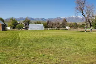 190 E 9200 S, Paradise, UT 84328 - Photo 33