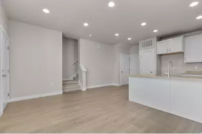 7808 W Alta Springs Ln, Magna, UT 84044 - Photo 5