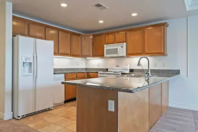 3075 E Kennedy Dr #210, Salt Lake City, UT 84108 - Photo 9