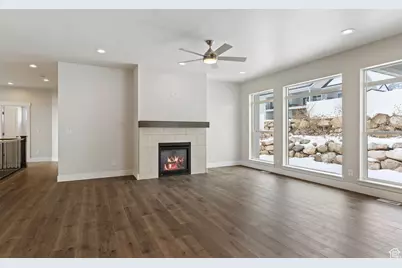 589 E 3800 N, North Ogden, UT 84414 - Photo 3