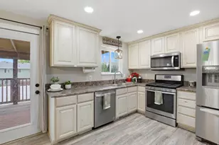 611 W 1635 N, Clinton, UT 84015 - Photo 7