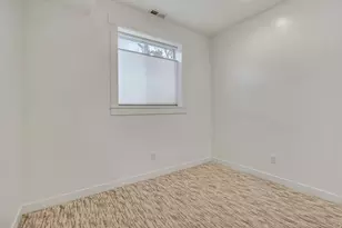 610 N Main St, Centerville, UT 84014 - Photo 23