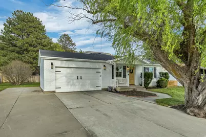 610 N Main St, Centerville, UT 84014 - Photo 3