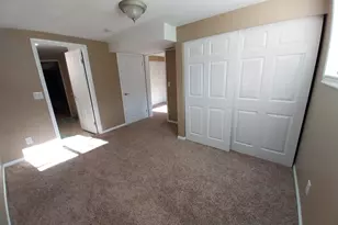 2564 N 2600 E, Layton, UT 84040 - Photo 41