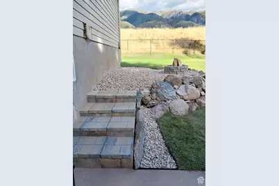 2564 N 2600 E, Layton, UT 84040 - Photo 53
