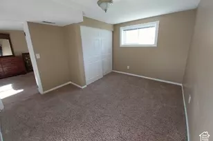 2564 N 2600 E, Layton, UT 84040 - Photo 39