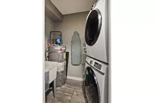 1142 E 2700 S, Salt Lake City, UT 84106 - Photo 17