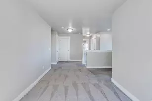 2136 W Northridge Dr, Lehi, UT 84048 - Photo 21