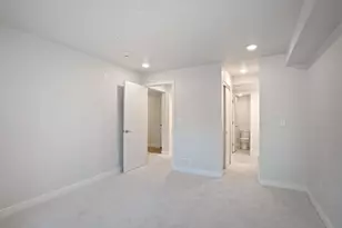 1032 E 400 S, Salt Lake City, UT 84102 - Photo 7