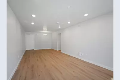 1032 E 400 S #204B, Salt Lake City, UT 84102 - Photo 9