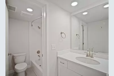 1032 E 400 S #204B, Salt Lake City, UT 84102 - Photo 5