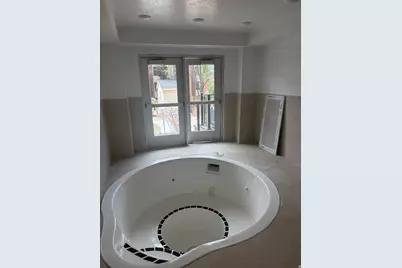 1032 E 400 S #204B, Salt Lake City, UT 84102 - Photo 11