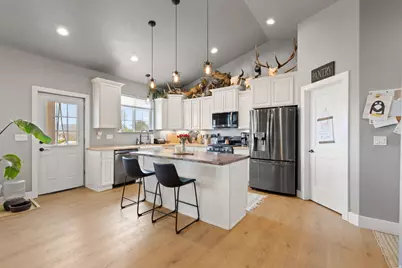 460 S 300 E, Mount Pleasant, UT 84647 - Photo 13