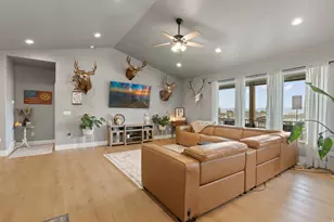 460 S 300 E, Mount Pleasant, UT 84647 - Photo 9