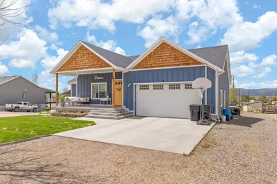 460 S 300 E, Mount Pleasant, UT 84647 - Photo 3