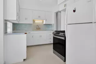 945 N 200 E, Orem, UT 84057 - Photo 15