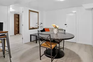 945 N 200 E, Orem, UT 84057 - Photo 23