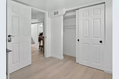 945 N 200 E, Orem, UT 84057 - Photo 29