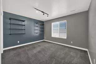 774 W Star Spangled Dr, Bluffdale, UT 84065 - Photo 29