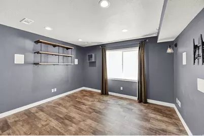 774 W Star Spangled Dr, Bluffdale, UT 84065 - Photo 27